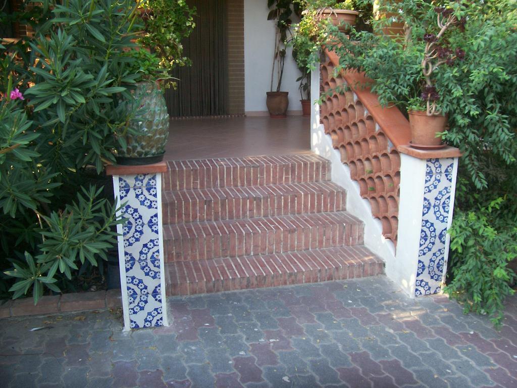 La Casa Dell'Antiquario Guest House Graniti Exterior photo
