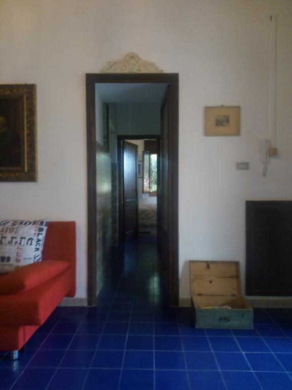 La Casa Dell'Antiquario Guest House Graniti Exterior photo